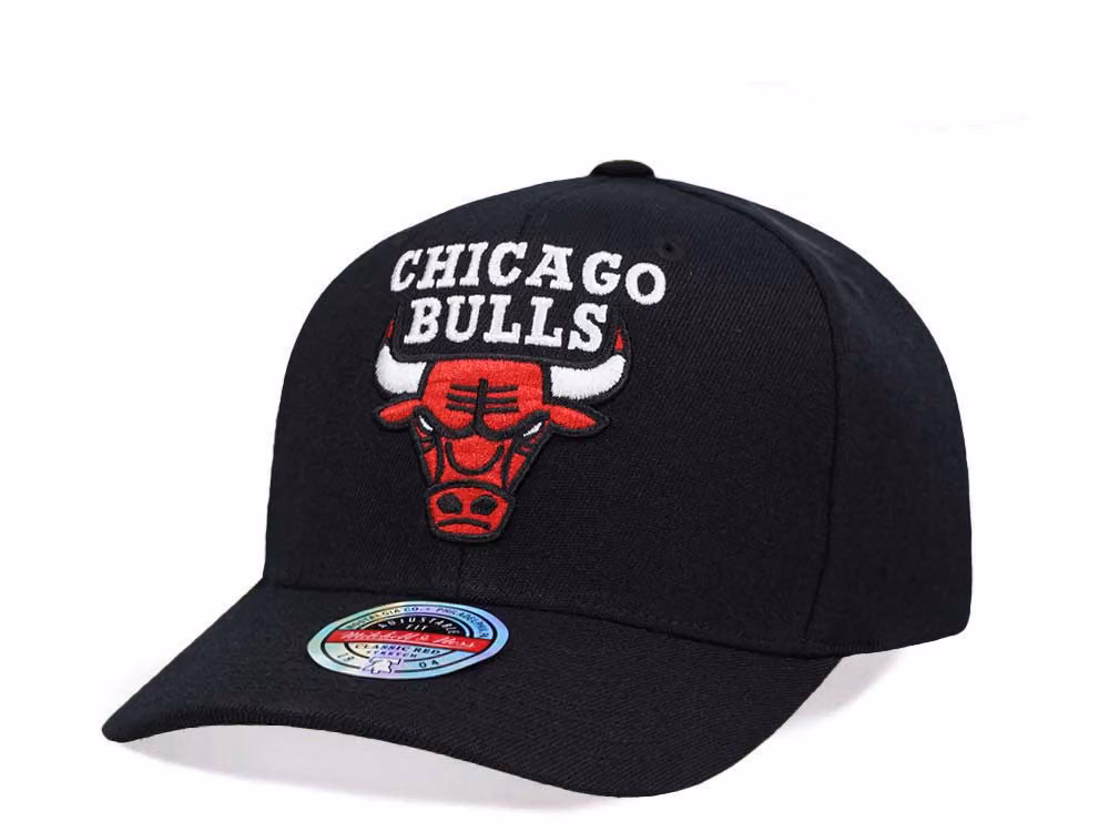 Mitchell & Ness Chicago Bulls Hardwood Classic Red Flex Update Snapback Hat front