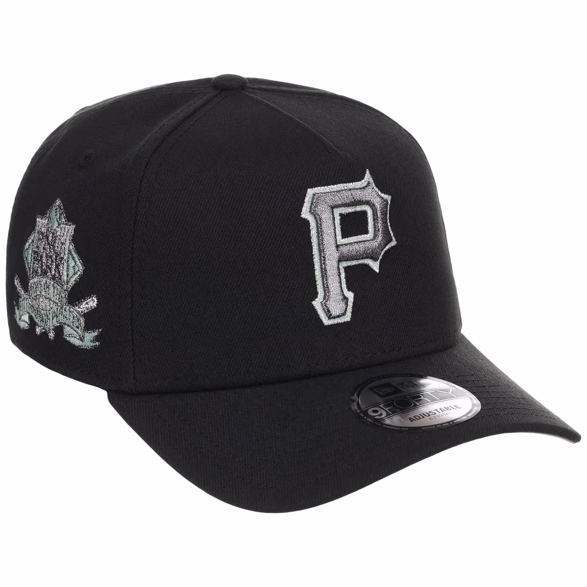Pittsburgh Pirates MLB Alpine Snow New Era 9FORTY A-Frame front view