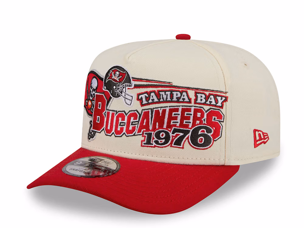 New Era Tampa Bay Buccaneers 1975 Classic Chrome Edition 9Fifty A Frame Snapback Hat front