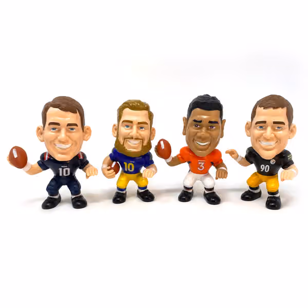 Russell Wilson Denver Broncos Big Shot Ballers NFL Figure view 3