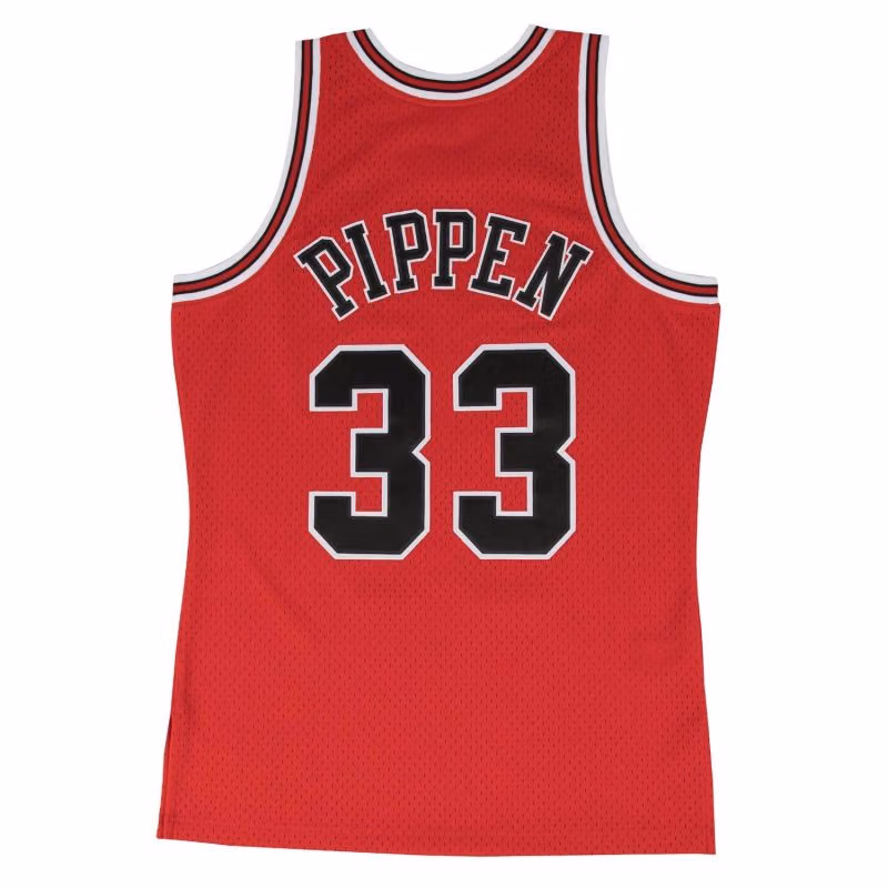 Scottie Pippen #33 Chicago Bulls 1997-98 Swingman NBA Jersey Red view 2