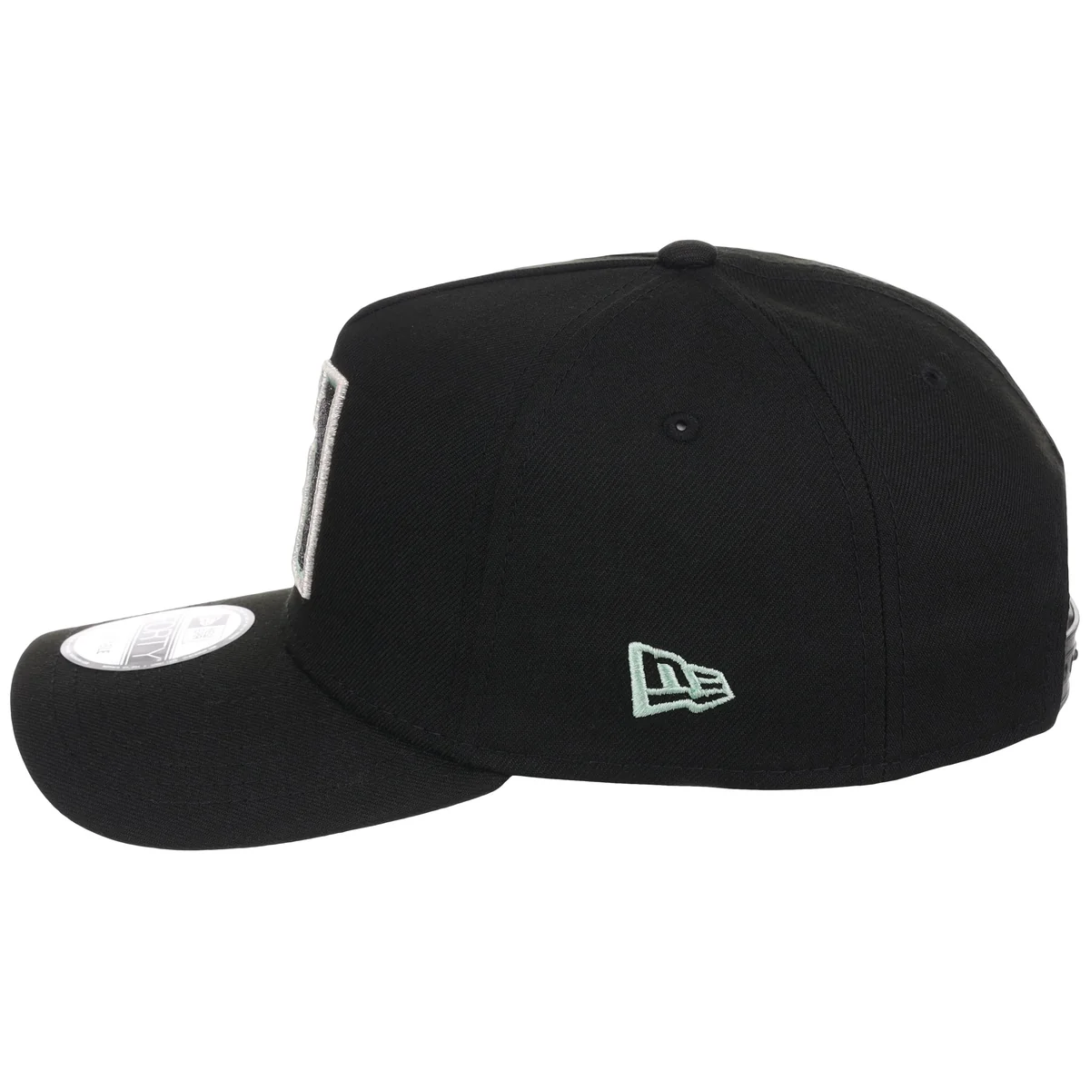 Arizona Diamondbacks MLB Alpine Snow New Era 9FORTY A-Frame detail view