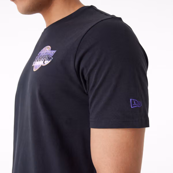 Los Angeles Lakers Holographic New Era NBA T-Shirt Black view 4