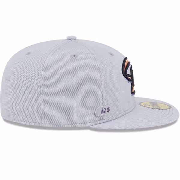 Arizona Diamondbacks 2025 MLB Authentic Clubhouse 59FIFTY Fitted Cap Gray view 5