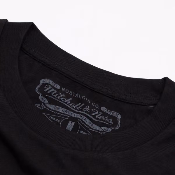 Vince Carter Toronto Raptors 2000 Slam Cover NBA T-Shirt Black view 3