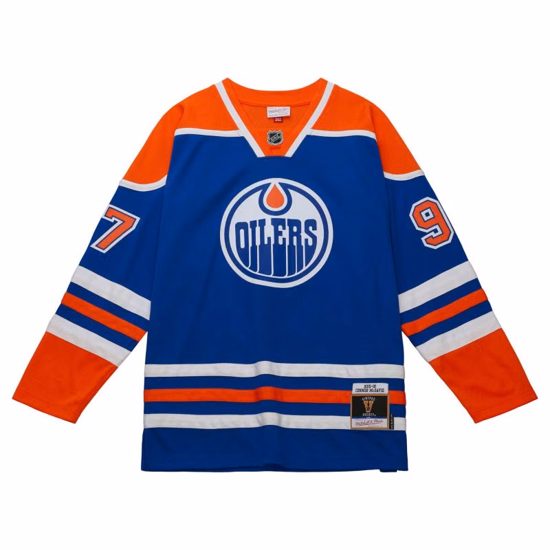 Connor McDavid #97 Edmonton Oilers 2015-16 Mitchell & Ness NHL Jersey view 2