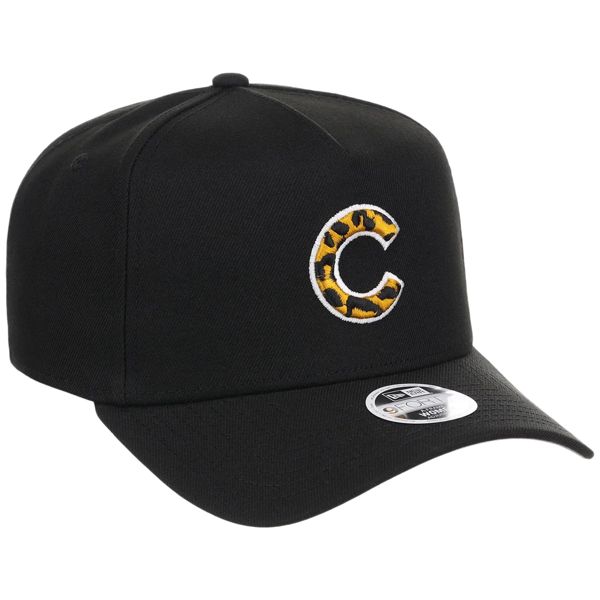 Chicago Cubs Women's New Era 9FORTY Black x Cheetah A-Frame front view