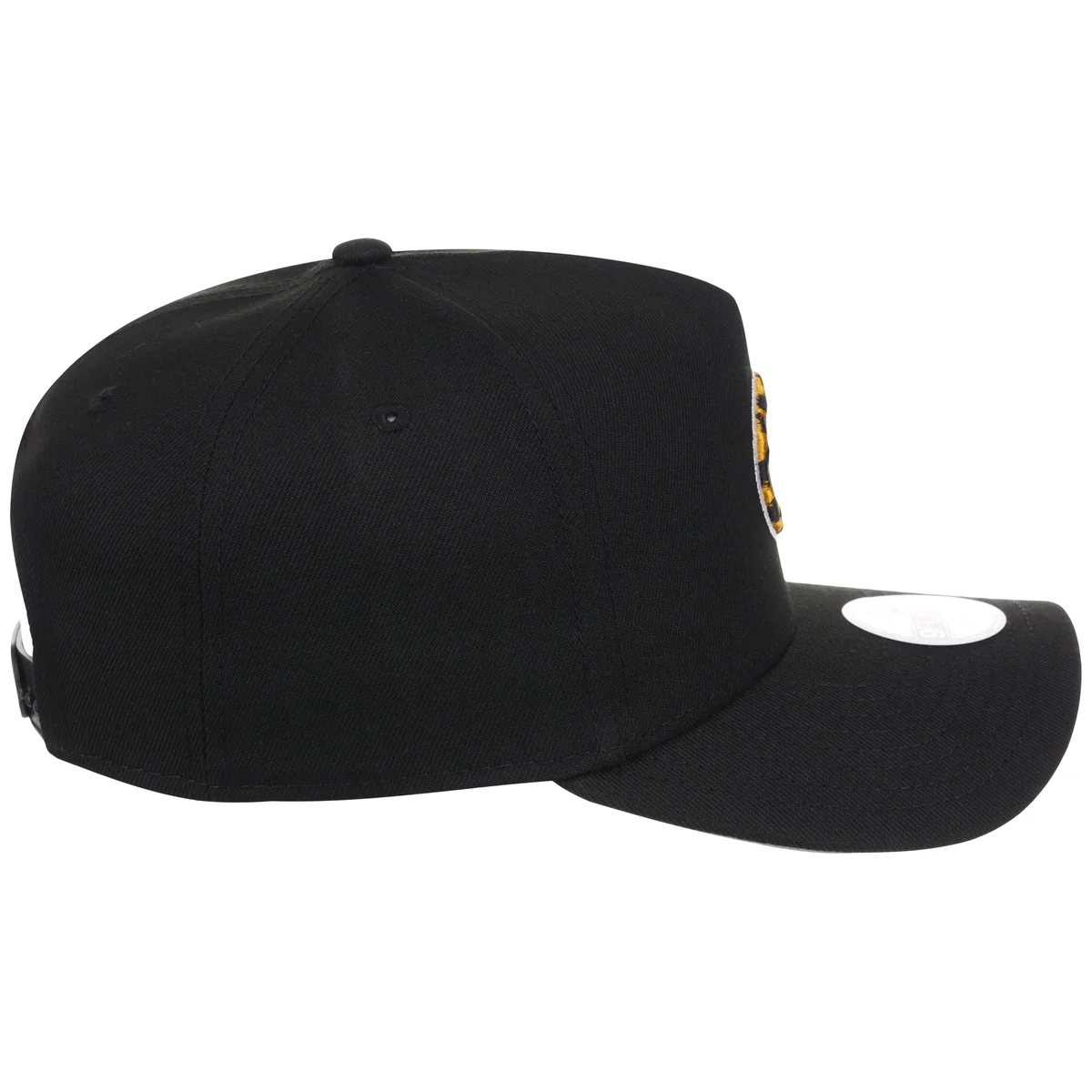 Chicago Cubs Women's New Era 9FORTY Black x Cheetah A-Frame detail view