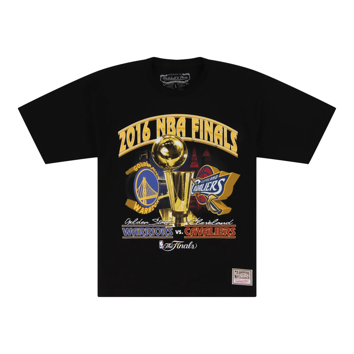 Golden State Warriors vs Cleveland Cavaliers 2016 NBA Historic Finals Mitchell & Ness T-Shirt front view