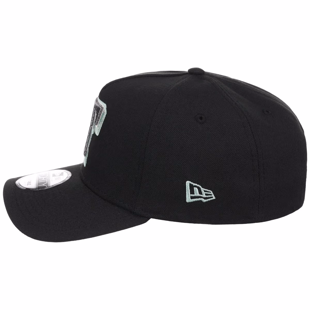 Texas Rangers MLB Alpine Snow New Era 9FORTY A-Frame detail view