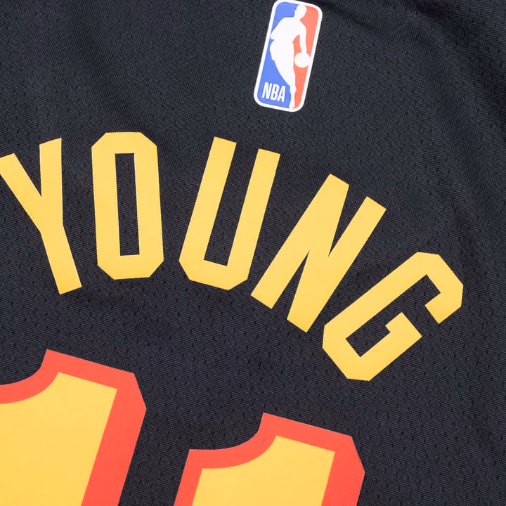 Trae Young #11 Atlanta Hawks Jordan Statement Swingman NBA Jersey (YOUTH) view 4