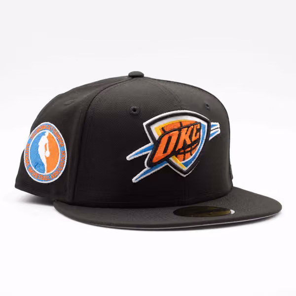 Oklahoma City Thunder NBA Side Patch 59FIFTY Fitted Cap Black product photo