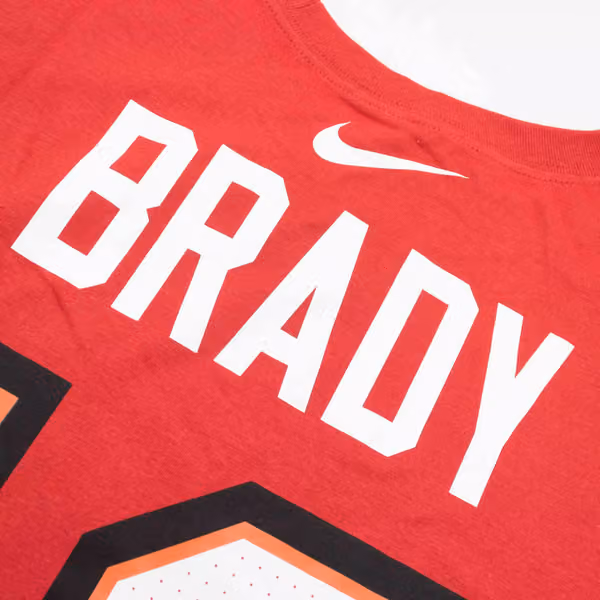 Tom Brady #12 Tampa Bay Buccaneers Nike Player NFL T-Shirt Red view 4