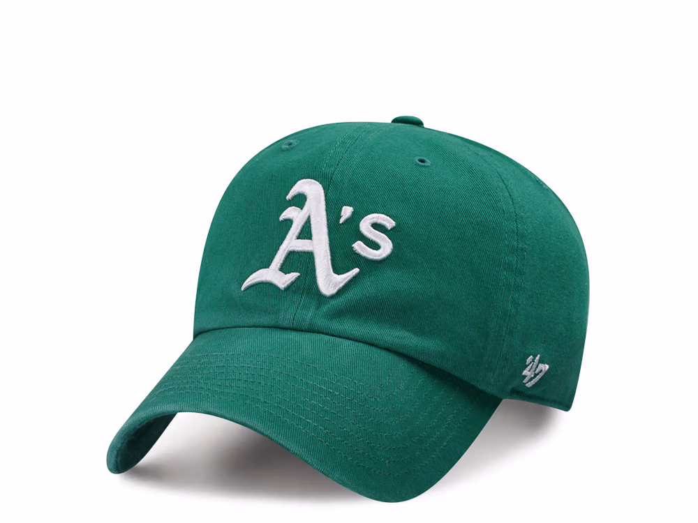 47Brand Oakland Athletics Green Clean up Strapback Hat front