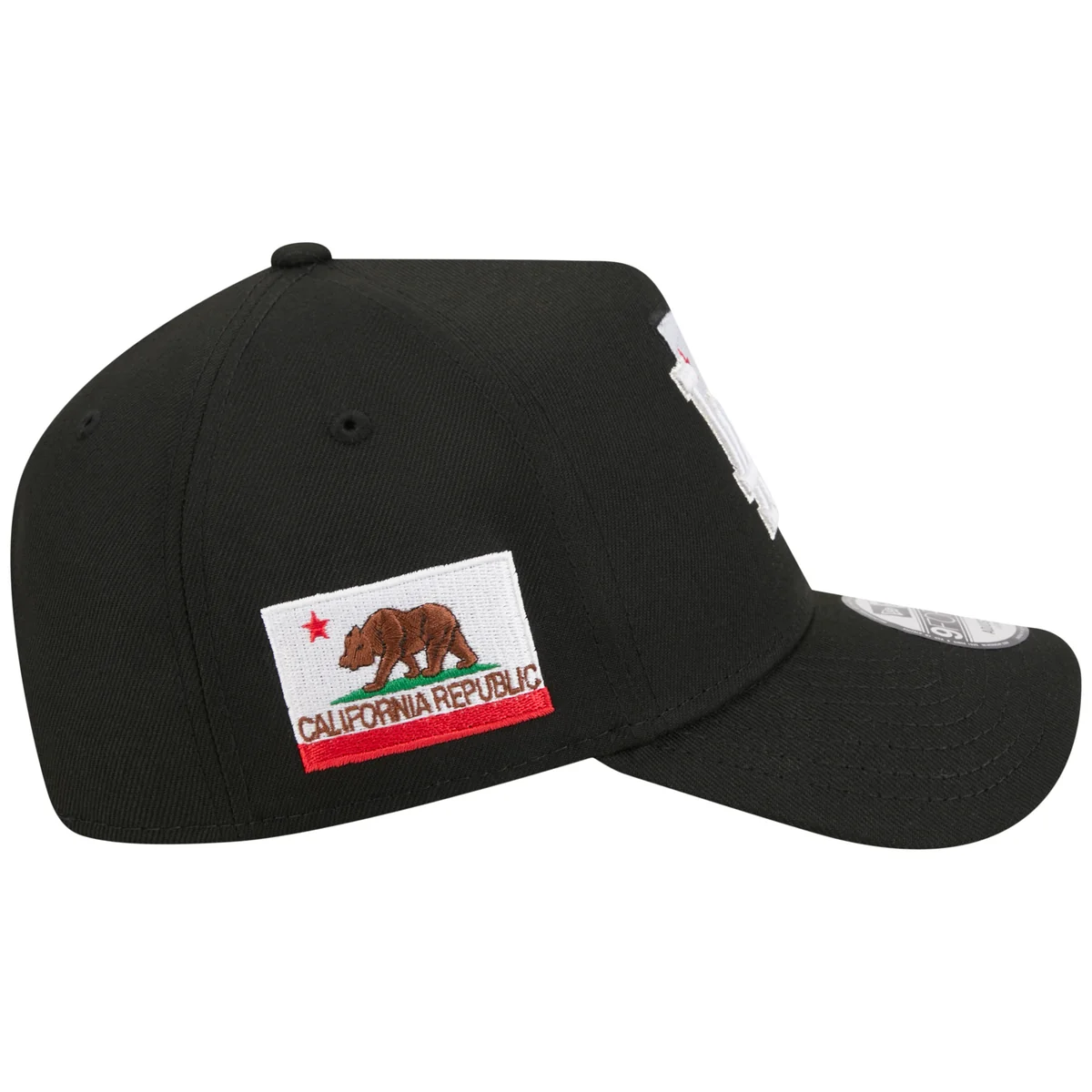 Los Angeles Dodgers Los Angeles Crown the City - State Flag Fill - Black/Black New Era 9FORTY detail view