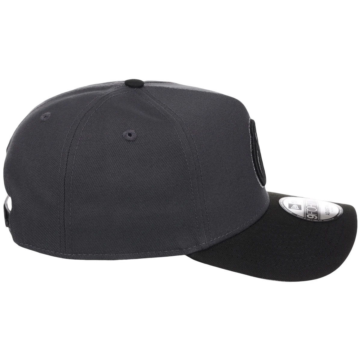 Baltimore Orioles MLB Graphite x Black FASHION CORE New Era 9FORTY A-Frame detail view