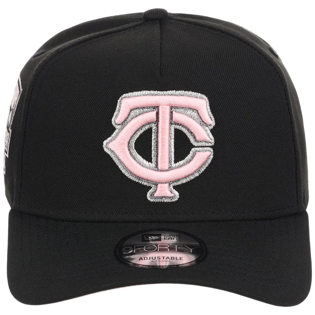 Minnesota Twins MLB Cookies & Cream New Era 9FORTY detail view