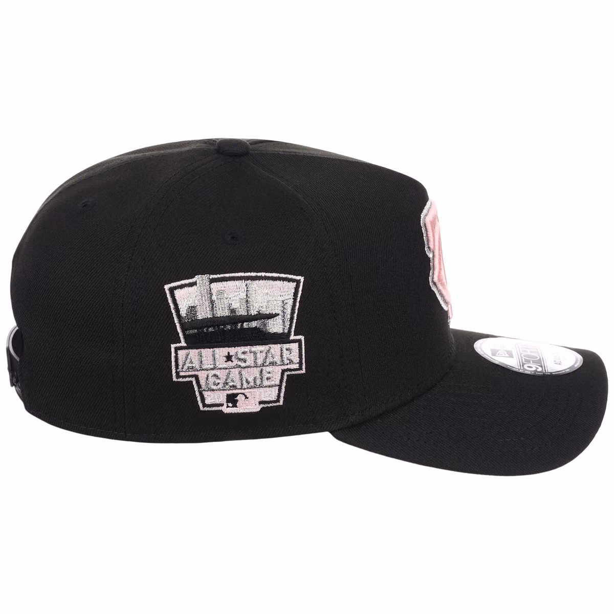 Minnesota Twins MLB Cookies & Cream New Era 9FORTY detail view