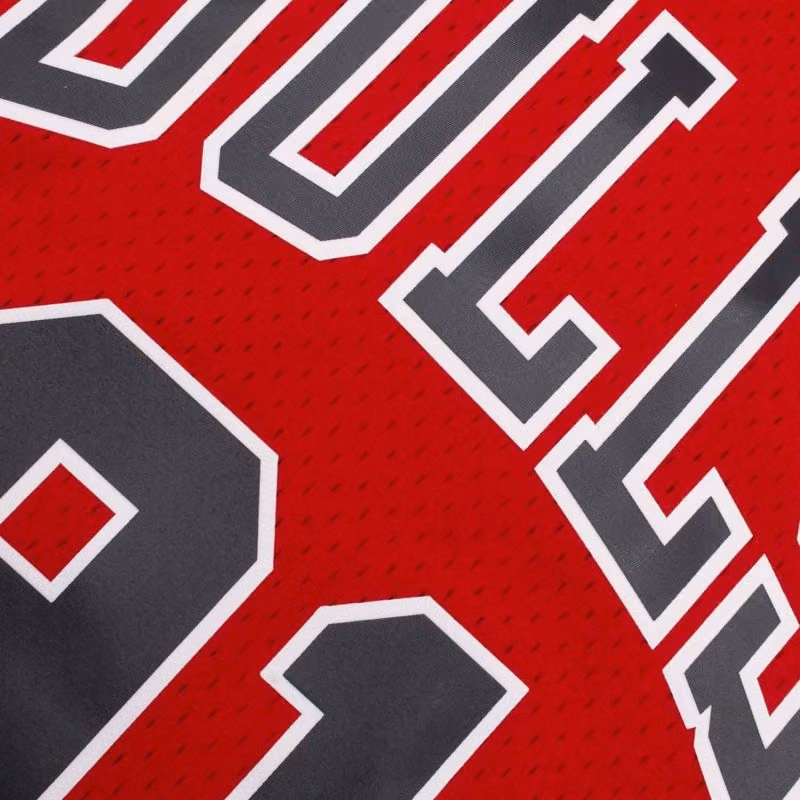 Dennis Rodman #91 Chicago Bulls 1997-98 Mitchell & Ness Swingman NBA Jersey Red view 5