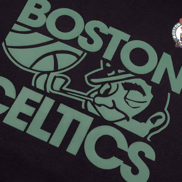 Boston Celtics NBA Courtside Nike Club Hoodie Black (YOUTH) view 4