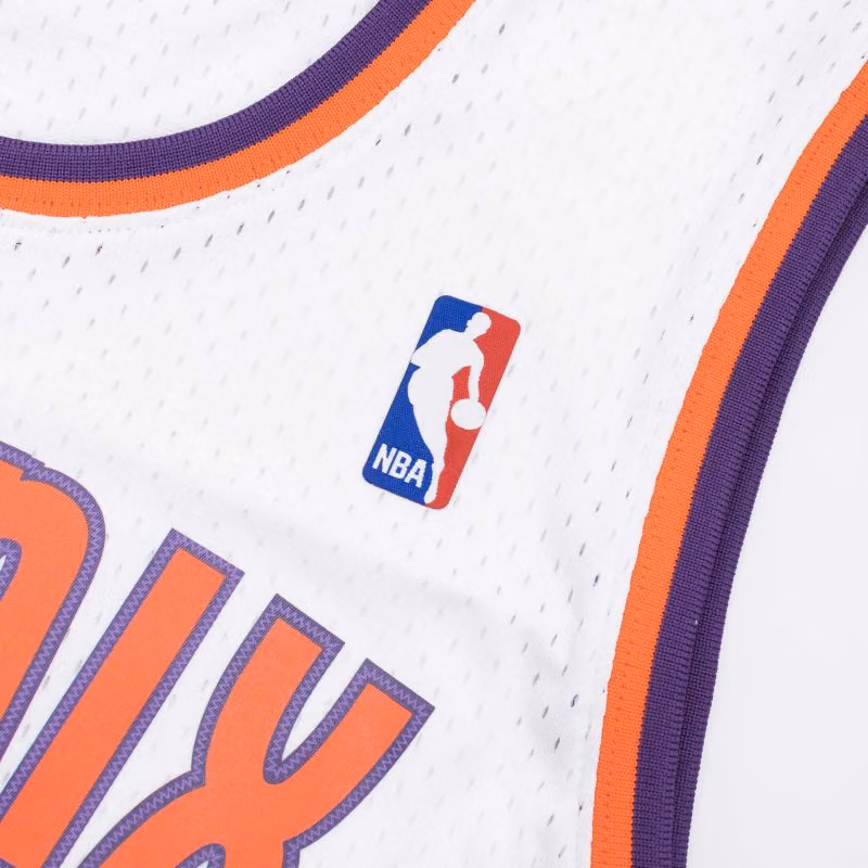 Amar'e Stoudemire #32 Phoenix Suns 2002-03 Mitchell & Ness Swingman NBA Jersey White view 6