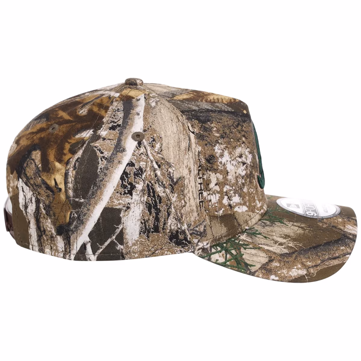 Atlanta Braves MLB Realtree FASHION CORE New Era 9FORTY A-Frame detail view
