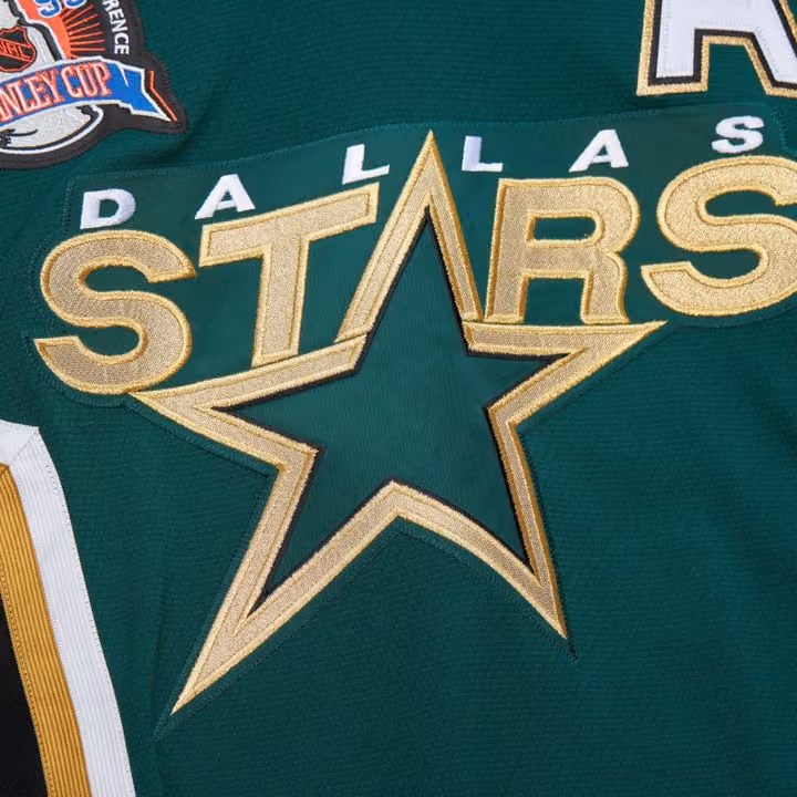 Mike Modano #9 Dallas Stars 1998-99 Premium Power Play NHL Jersey Green view 4