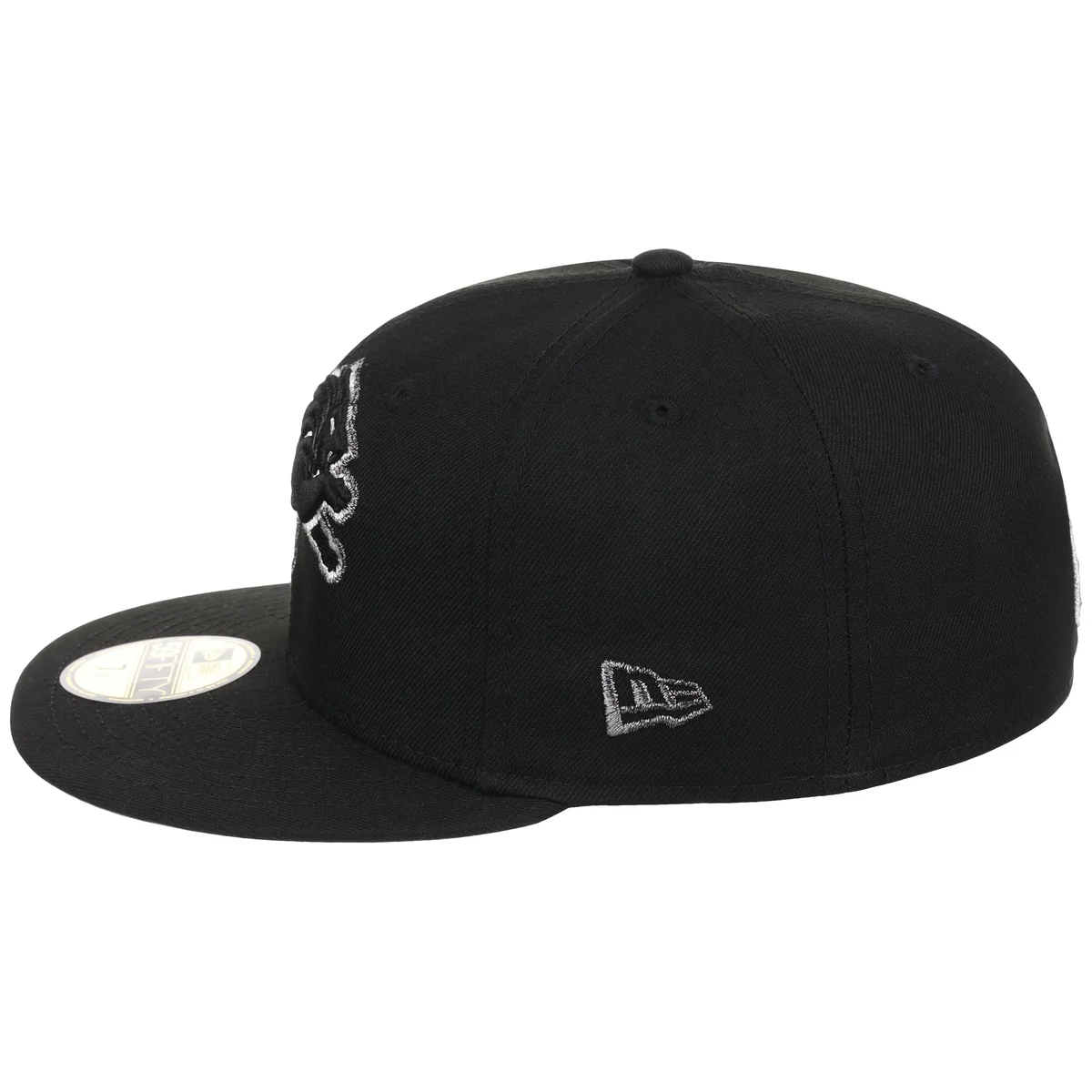 Detroit Lions NFL Liquid Titanium New Era 59FIFTY detail view