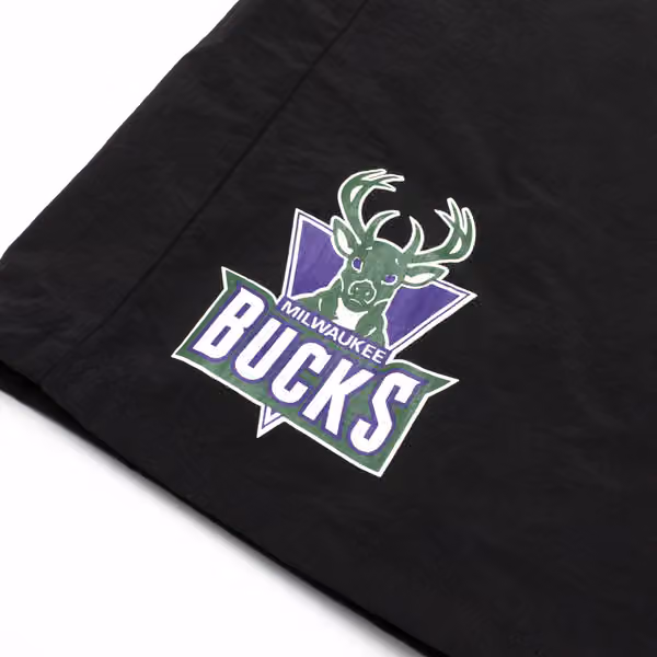 Milwaukee Bucks Mitchell & Ness HWC NBA Shorts view 3
