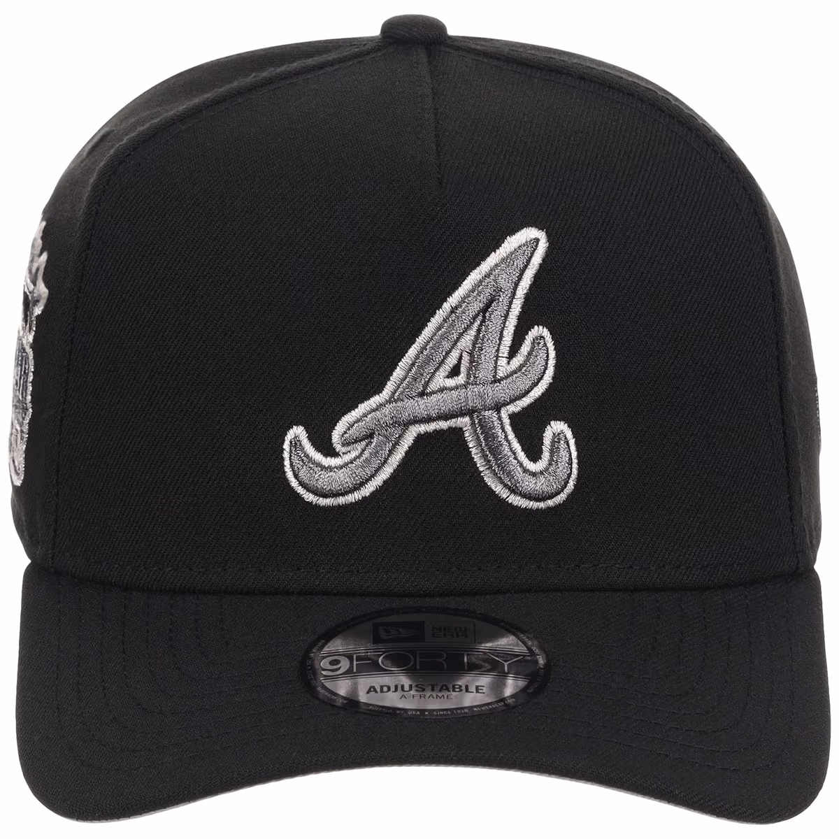 Atlanta Braves MLB Liquid Titanium New Era 9FORTY A-Frame detail view