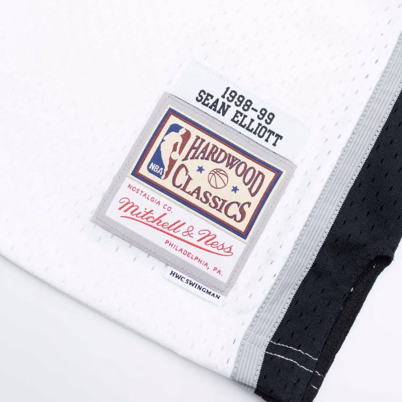 Sean Elliott #32 San Antonio Spurs 1998-99 Mitchell & Ness Swingman NBA Jersey White view 3