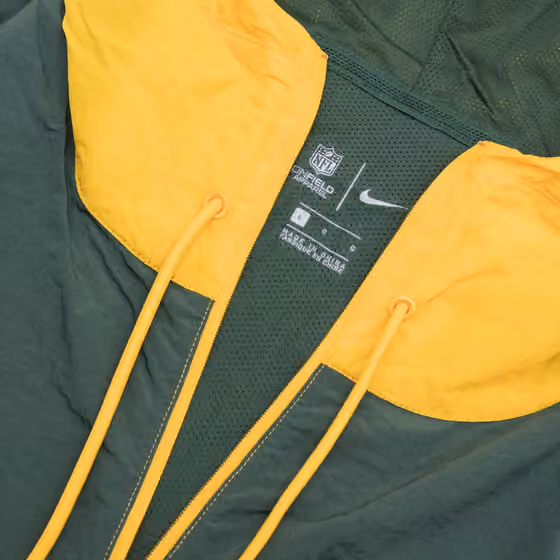 Green Bay Packers Lightweight 2021 NFL Sideline Nike Player Jacket view 4