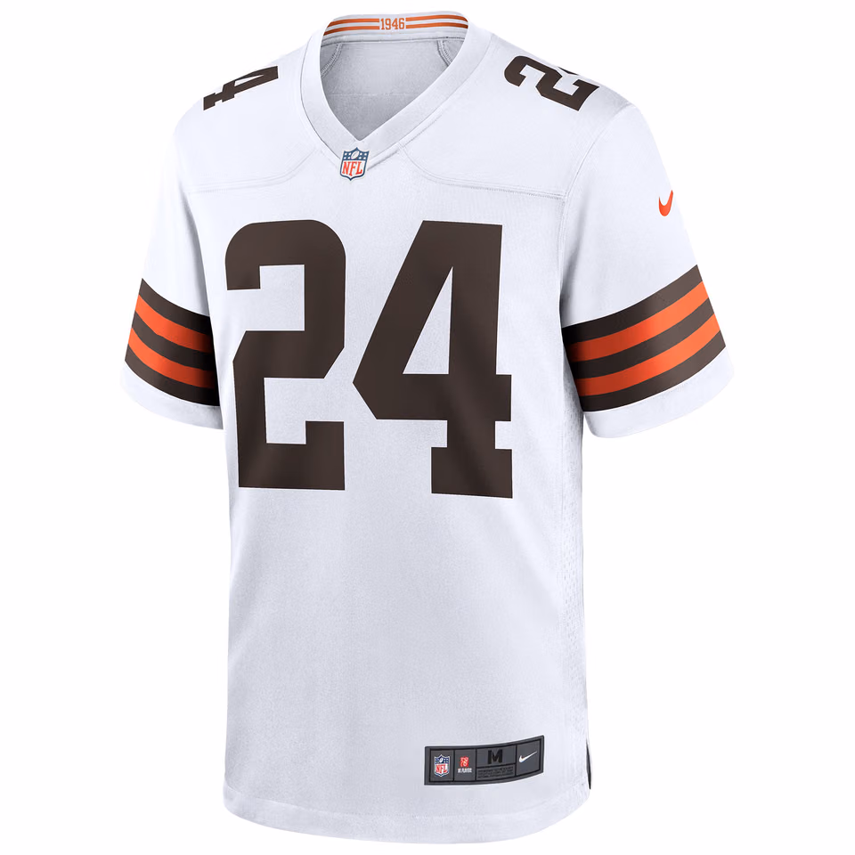 Nick Chubb #24 Cleveland Browns Nike Game NFL Football Jersey White view 2