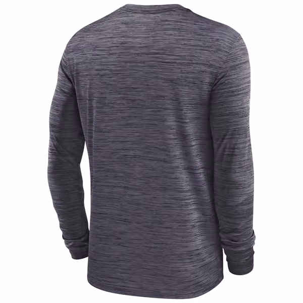 Las Vegas Raiders 2022 NFL Sideline Nike Velocity Performance Longsleeve Shirt view 2