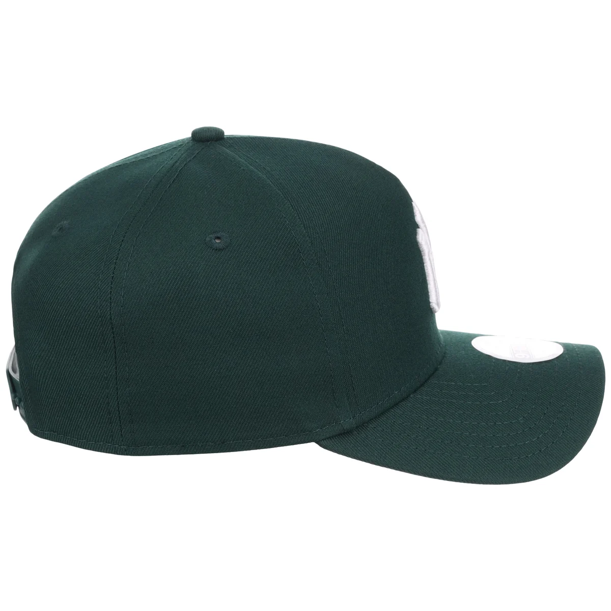 New York Yankees Women's New Era 9FORTY Dark Green A-Frame detail view