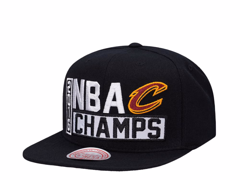 Mitchell & Ness Cleveland Cavaliers NBA Champions 2016 Hardwood Classic Snapback Hat front