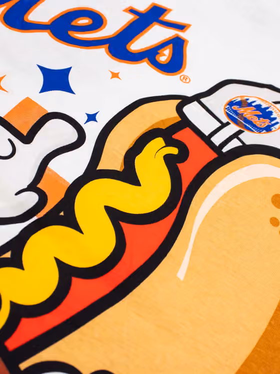 New York Mets Ballpark Hot Dog Oversized MLB T-Shirt Cream view 5