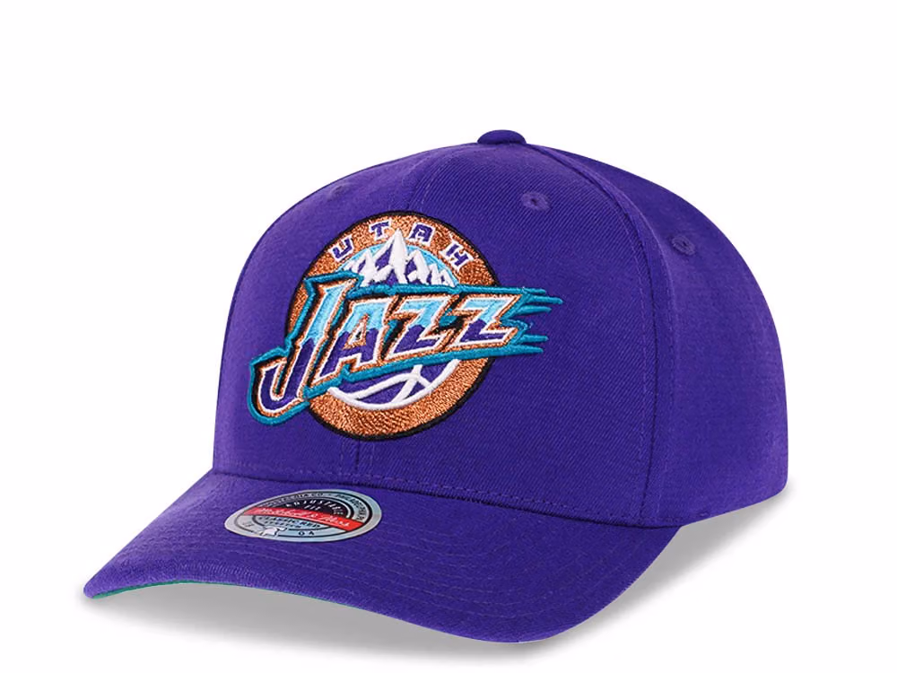 Mitchell & Ness Utah Jazz Team Ground Red Line Solid Flex Snapback Hat front