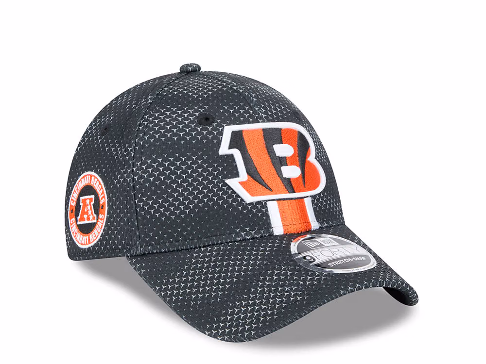 New Era Cincinnati Bengals Sideline 2024 9Forty Stretch Snapback Hat front