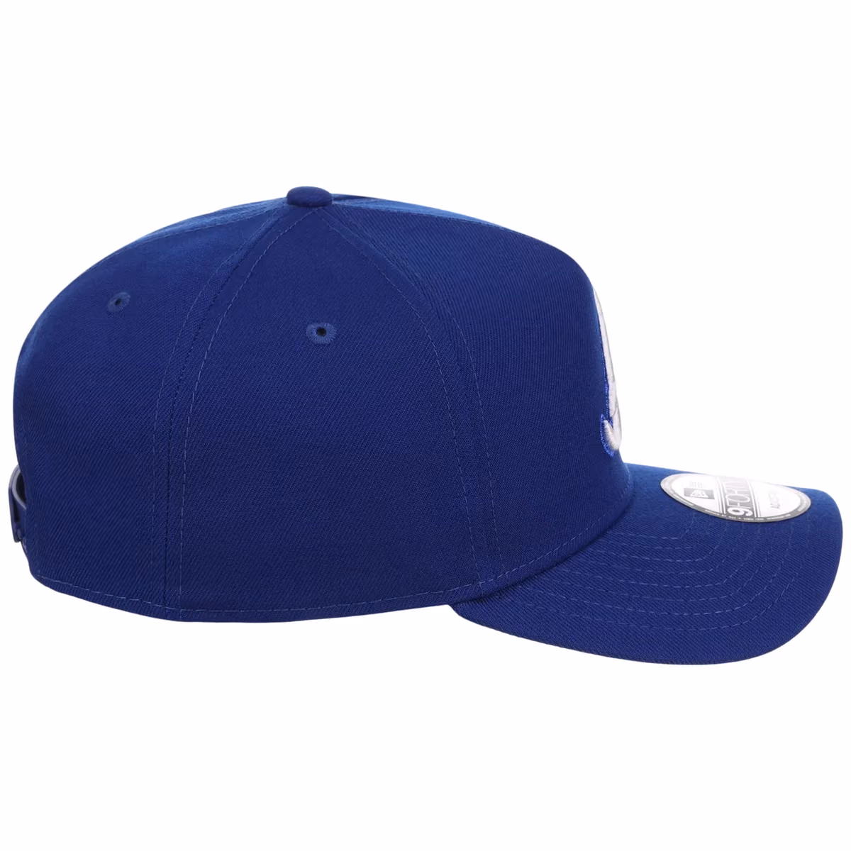 Atlanta Braves MLB Royal Blue FASHION CORE New Era 9FORTY A-Frame detail view