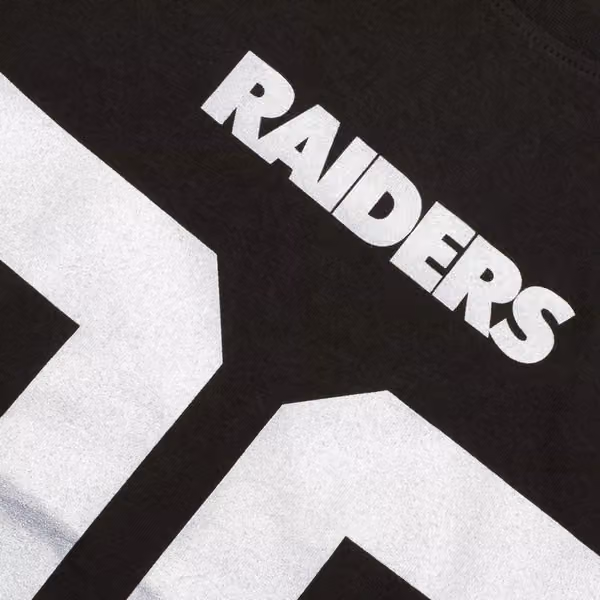 Josh Jacobs #28 Las Vegas Raiders Fanatics Player NFL T-Shirt Black view 5