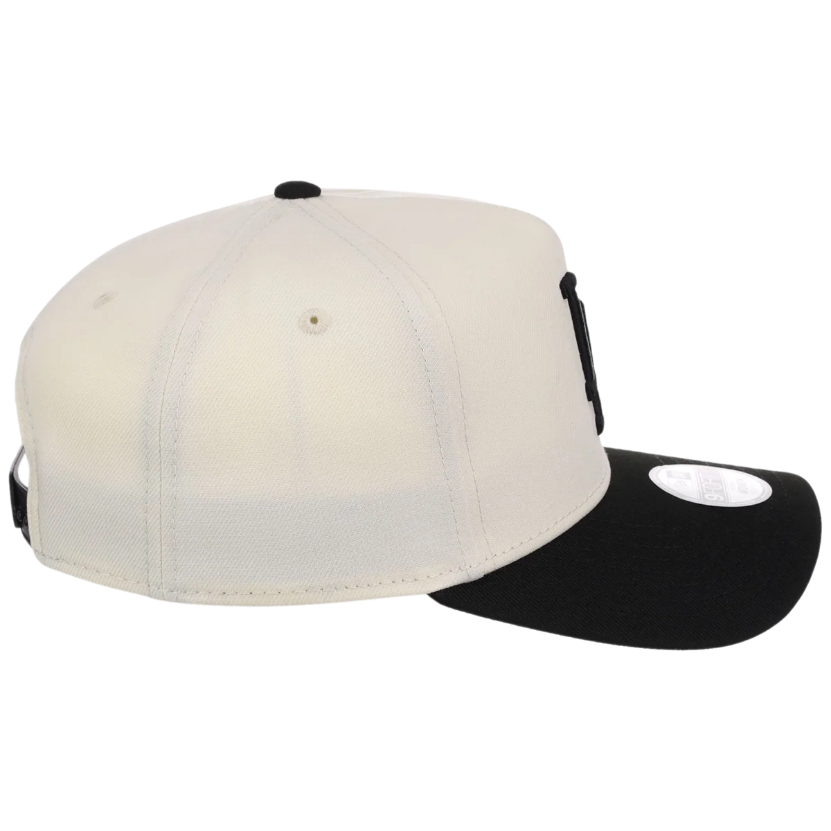 Los Angeles Dodgers Women's New Era 9FORTY Chrome x Black A-Frame detail view
