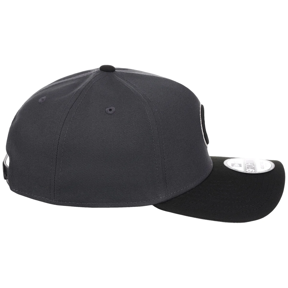 Chicago Cubs MLB Graphite x Black FASHION CORE New Era 9FORTY A-Frame detail view
