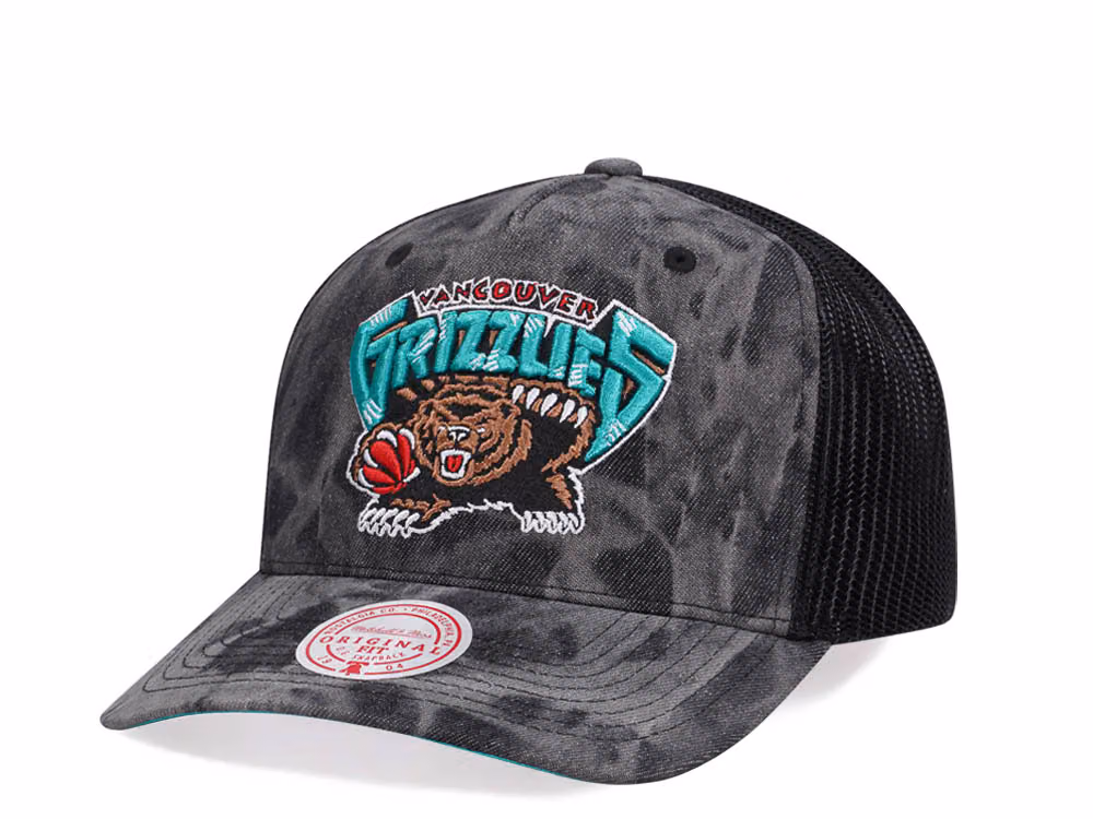 Mitchell & Ness Vancouver Grizzlies Burnt Ends Black Trucker Snapback Hat front