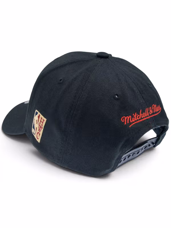 Philadelphia 76ers HWC Low Pro Snapback NBA Cap Black view 2