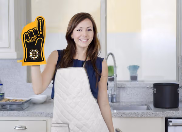 Boston Bruins #1 Fan NHL Oven Mitt view 4