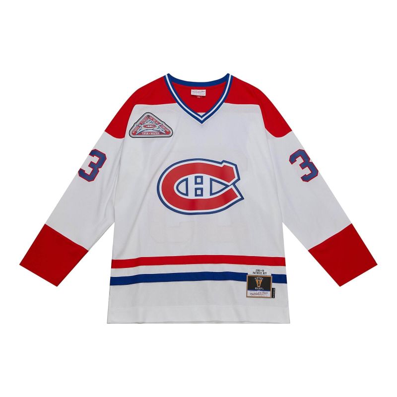 Patrick Roy #33 Montreal Canadiens 1992-93 Mitchell & Ness NHL Jersey view 2
