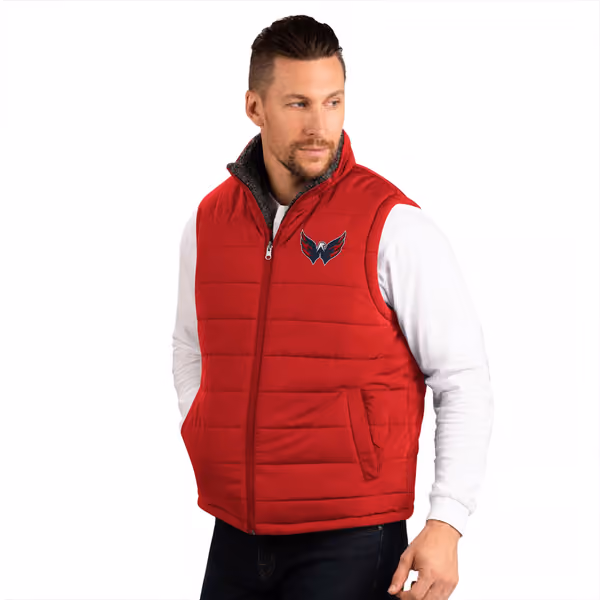 Washington Capitals G-III NHL Reversible Sherpa Winter Vest view 2