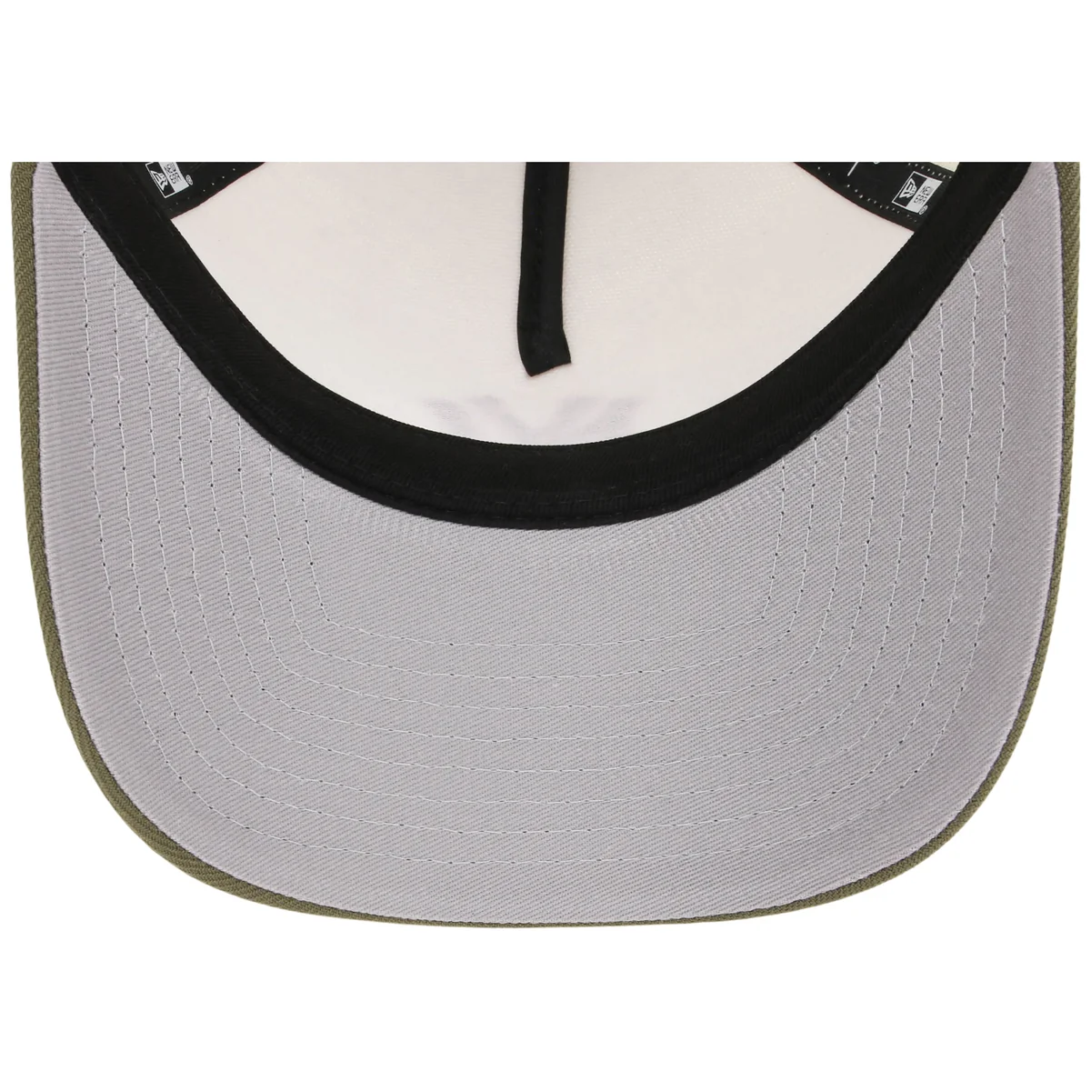 New York Yankees Cheetah Women's New Era 9FORTY A-Frame back view