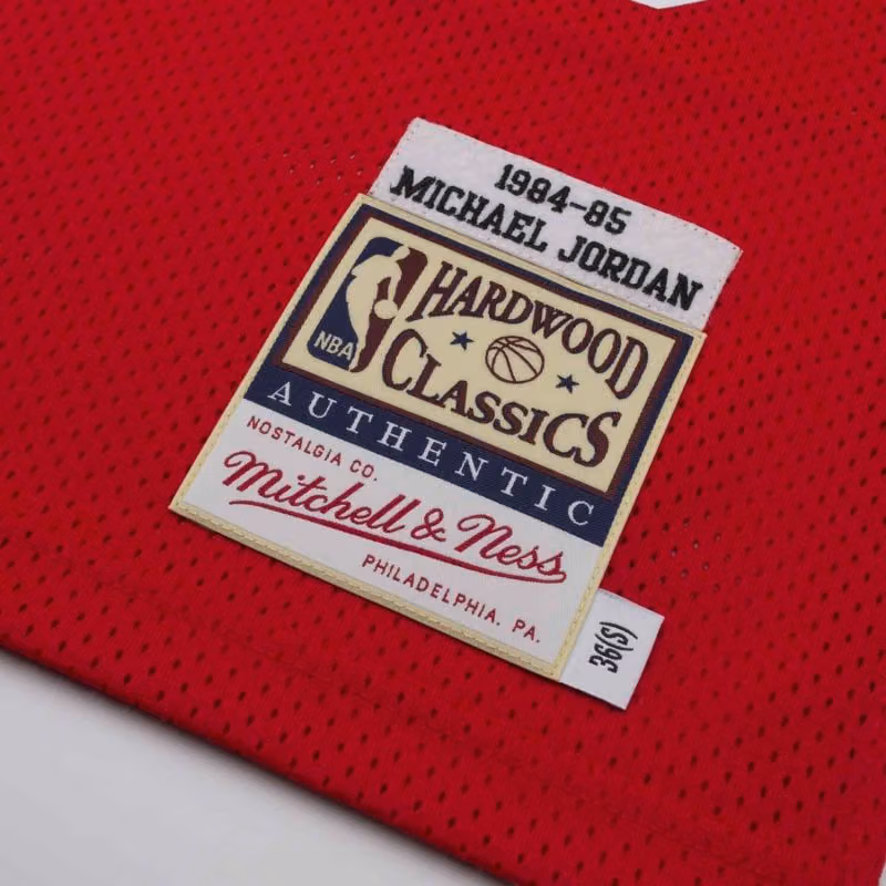 Michael Jordan #23 Chicago Bulls 1984-85 Authentic NBA Jersey Red view 3